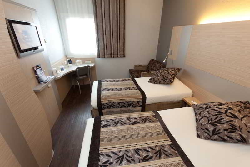 Hôtel Kyriad Marseille Centre Rabatau  | Marseille | Bouches du Rhone | France 16