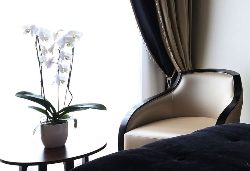 Le Regina Biarritz Hotel & Spa by MGallery Collection  | Biarritz | Pyrenees-Atlantiques | France 16