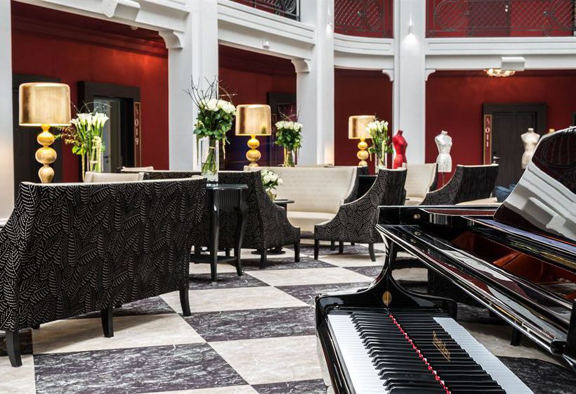 Le Regina Biarritz Hotel & Spa by MGallery Collection  | Biarritz | Pyrenees-Atlantiques | France 5