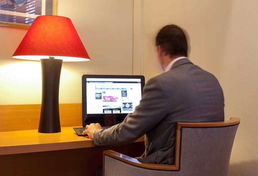 Hotel Ibis Biarritz Anglet Aéroport  | Anglet | Pyrenees-Atlantiques | Francia 13