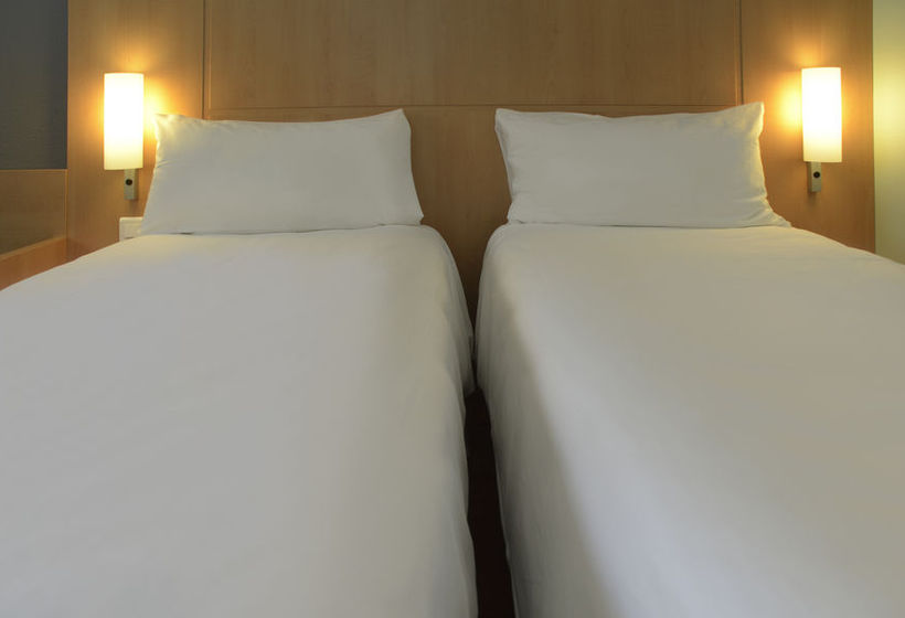 Hôtel Ibis Rennes Centre Gare Sud  | Rennes | Ille-et-Vilaine | France 11