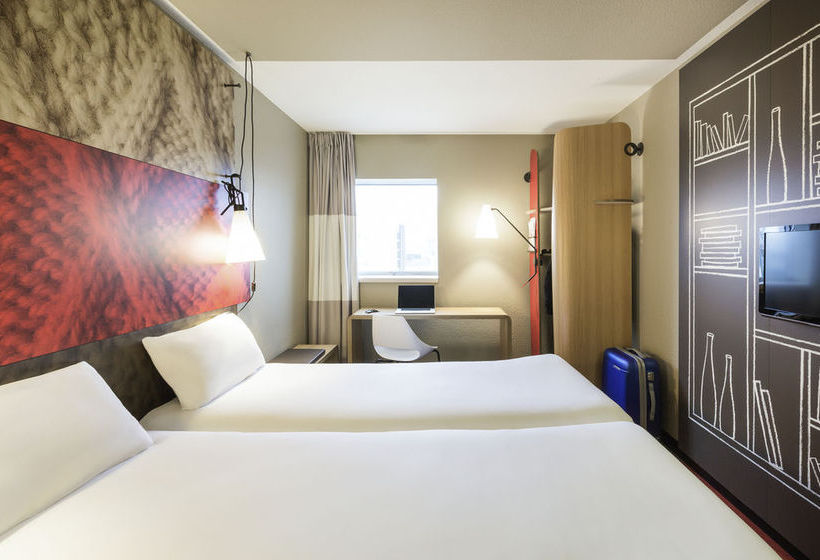 Hôtel Ibis Rennes Centre Gare Sud  | Rennes | Ille-et-Vilaine | France 16