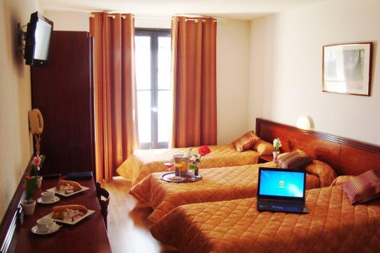 Hôtel Angelic Myriam  | Lourdes | Hautes-Pyrenees | France 19