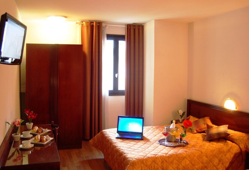 Hôtel Angelic Myriam  | Lourdes | Hautes-Pyrenees | France 7