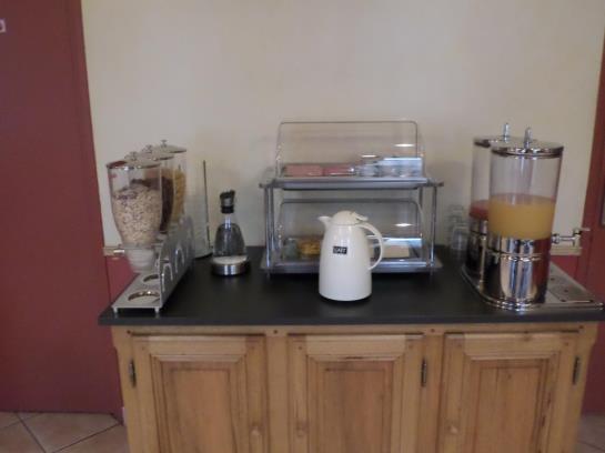 Hôtel Comfort Acacias  | Arles | Bouches du Rhone | France 11