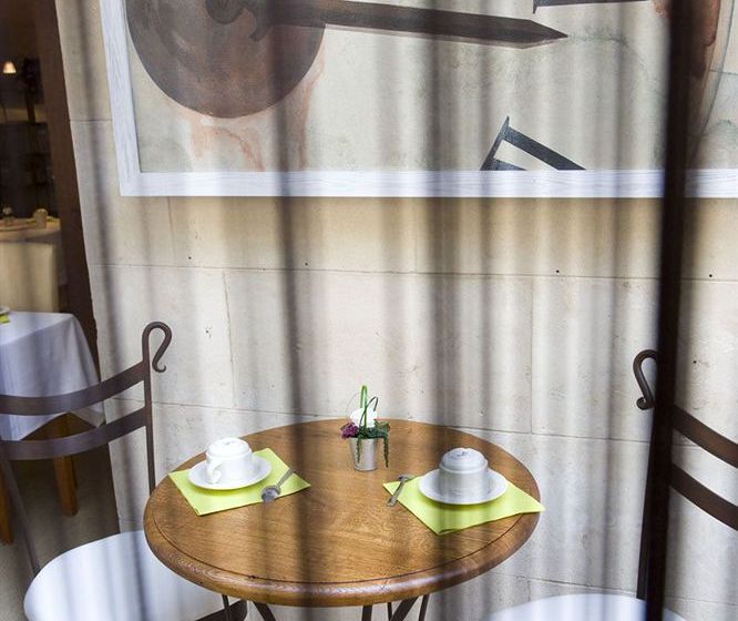 Hôtel De L'Horloge  | Avignon | Vaucluse | France 8