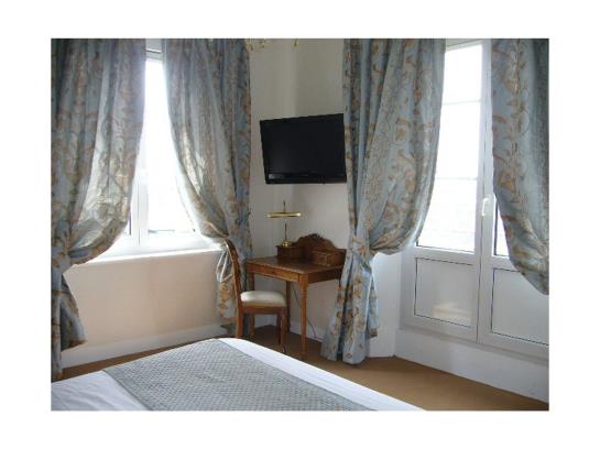 Comfort Hotel De La Poste  | Mortain | Manche | France 3