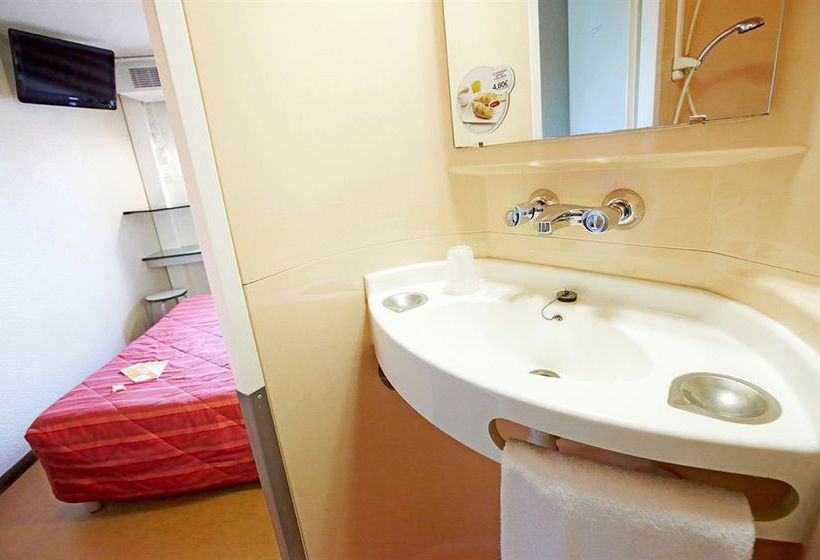 Hôtel Première Classe Annemasse Gaillard  | Gaillard | Haute-Savoie | France 16