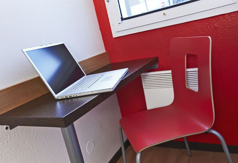 Hôtel Premiere Classe Cergy Saint Christophe  | Cergy | Val-d'Oise | France 3