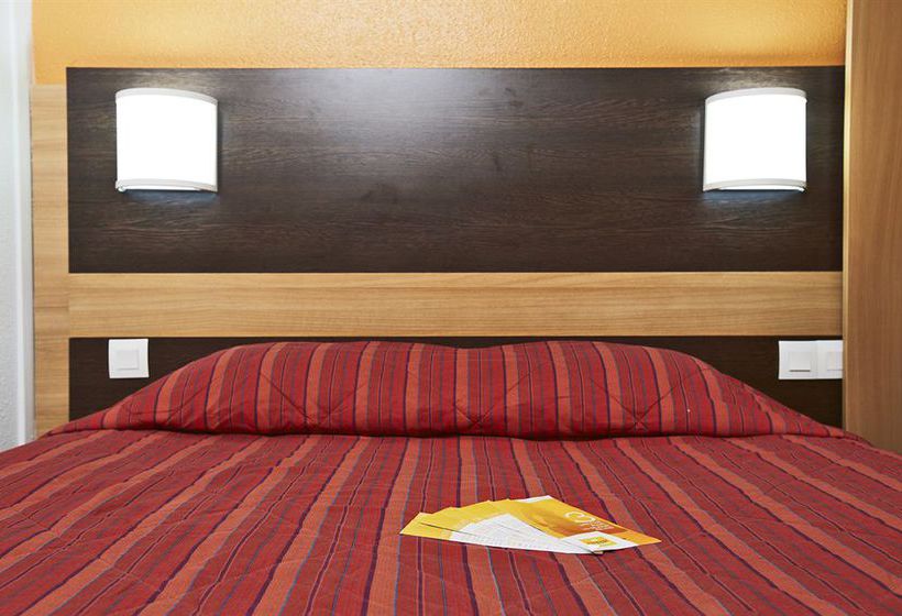 Hôtel Premiere Classe Cergy Saint Christophe  | Cergy | Val-d'Oise | France 9