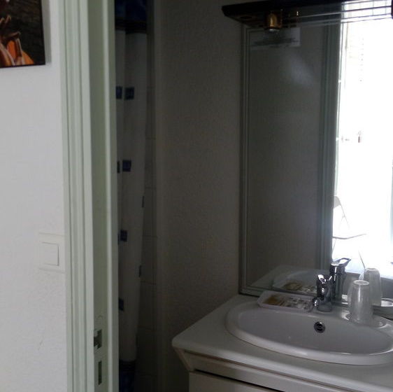 Hotel Nice Flore  | Vichy | Allier | France 13