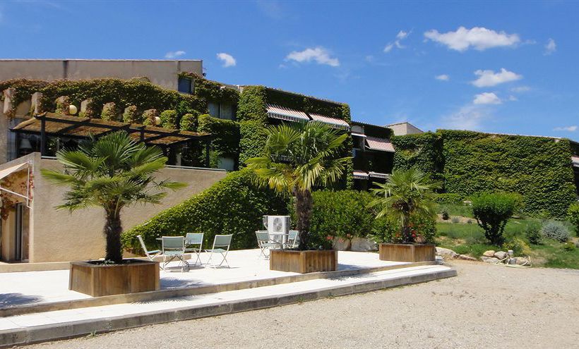 Inter-Hotel Lou Paradou  | Greoux les Bains | Alpes-de-Haute-Provence | France 10