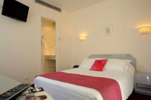 Hôtel Crimée  | Paris | Paris | France 19