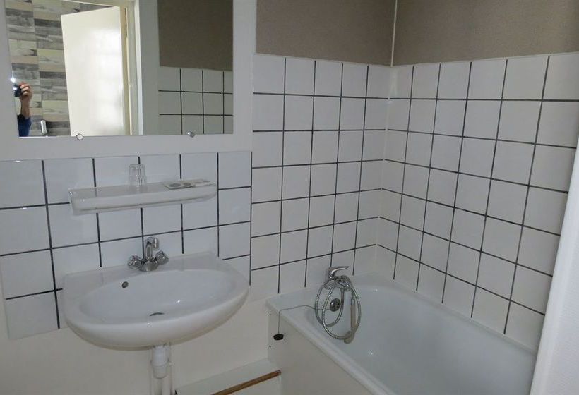 Hotel Victoria  | Calais | Pas-de-Calais | France 18