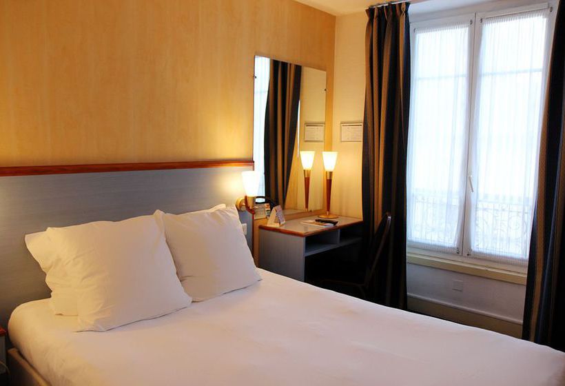 Comfort Hotel Montmartre Place du Tertre  | Paris | Paris | France 2