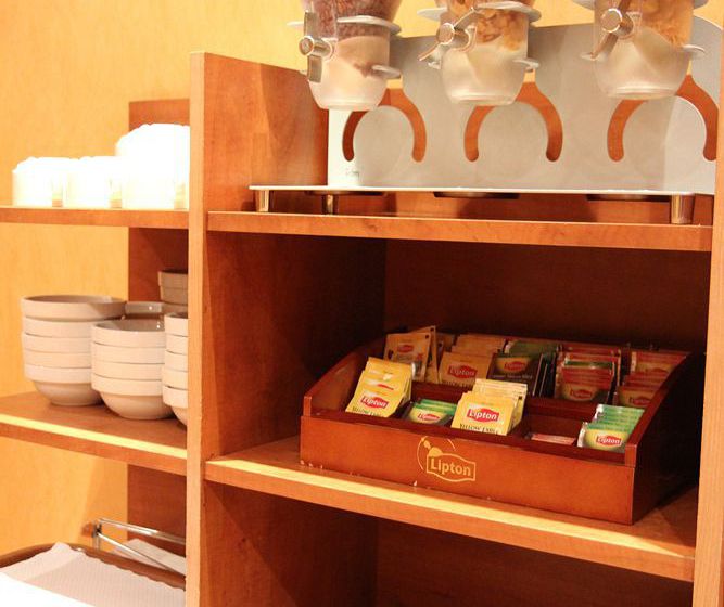 Comfort Hotel Montmartre Place du Tertre  | Paris | Paris | France 7