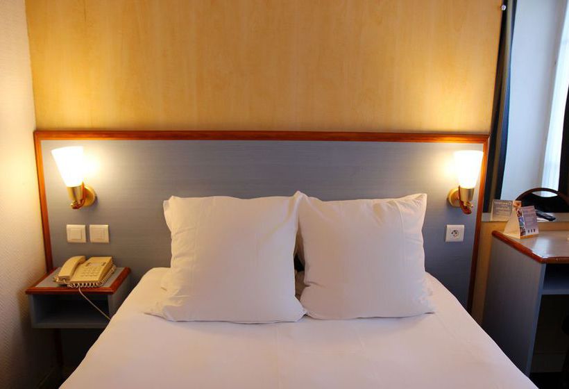 Comfort Hotel Montmartre Place du Tertre  | Paris | Paris | France 9