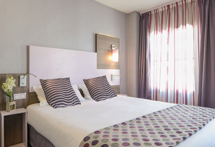 Comfort Hotel Nation Paris 11  | Paris | Paris | France 1