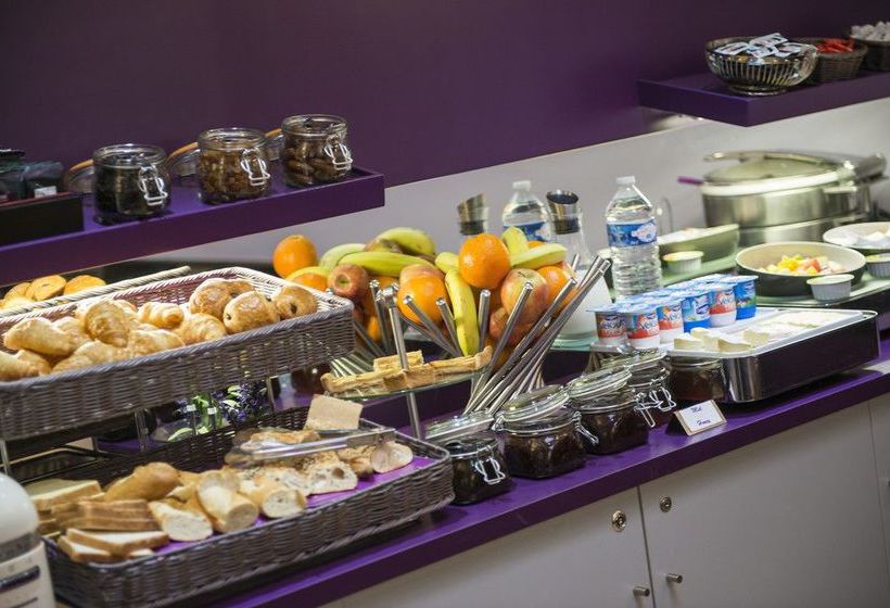 Comfort Hotel Nation Paris 11  | Paris | Paris | France 6