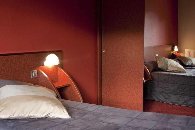 Hôtel La Solitude  | Lourdes | Hautes-Pyrenees | France 3