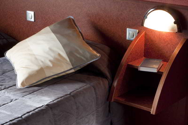 Hôtel La Solitude  | Lourdes | Hautes-Pyrenees | France 5