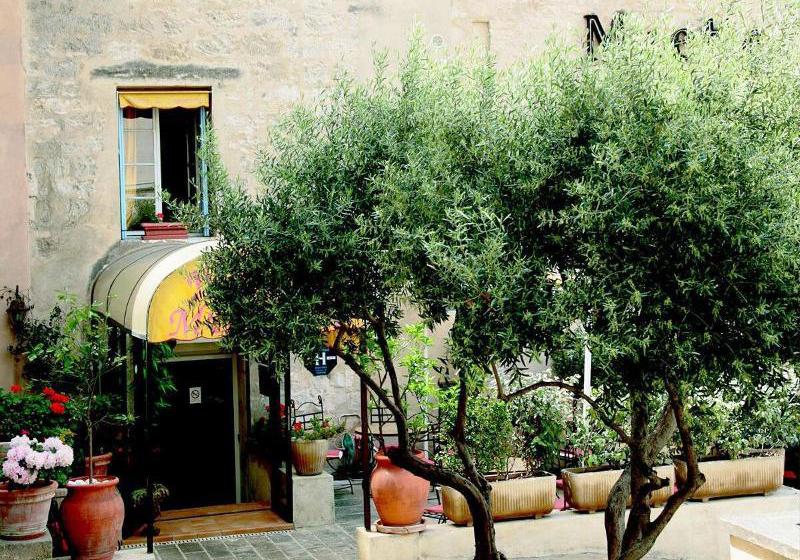 Hôtel De la Muette  | Arles | Bouches du Rhone | France 1