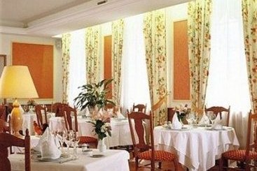 Hotel La Tete Noire Saona y Loira