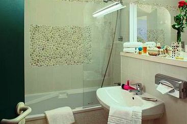 Hôtel La Tete Noire  | Autun | Saone-et-Loire | France 8