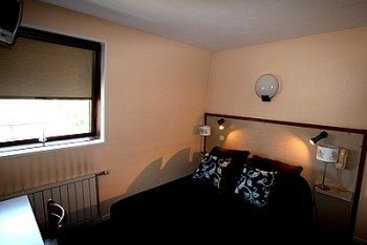 Hotel La Chope  | Cambrai | Nord | France 7