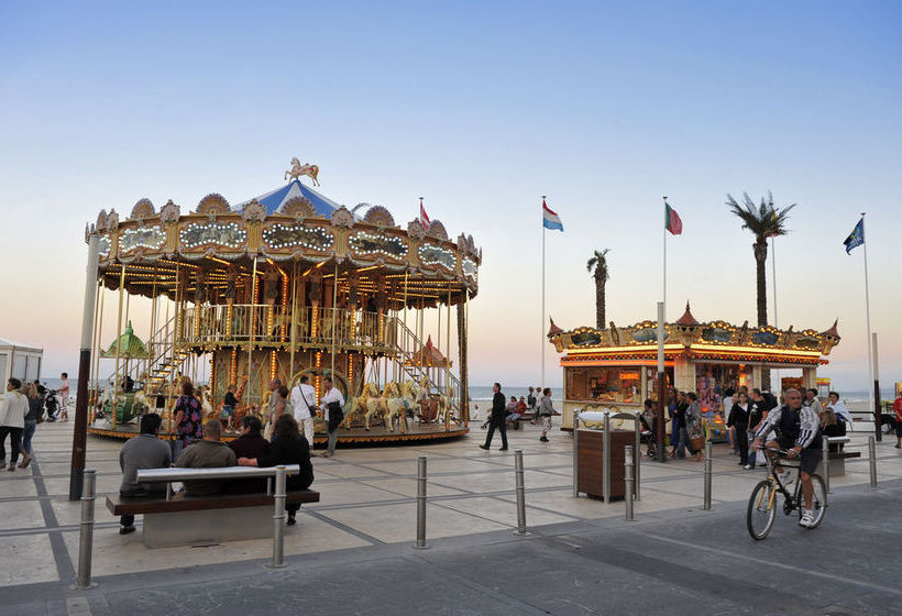 Inter-Hotel Le Régina  | Canet en Roussillon | Pyrenees-Orientales | France 12