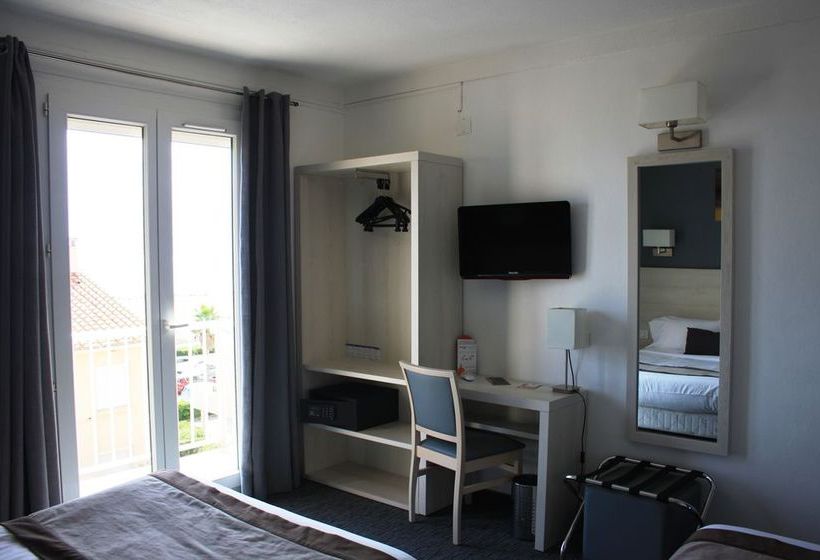 Inter-Hotel Le Régina  | Canet en Roussillon | Pyrenees-Orientales | France 16