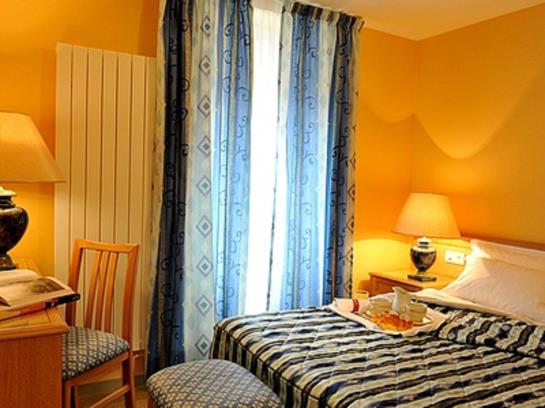 Hotel le Continental  | Chateauroux | Indre | France 10