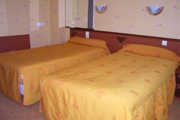 Hotel Agriculture  | Decize | Nievre | France 9