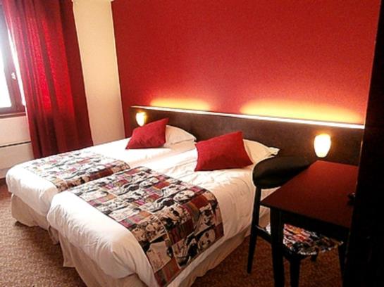 Hotel le Merle Blanc  | Digoin | Saone-et-Loire | France 17