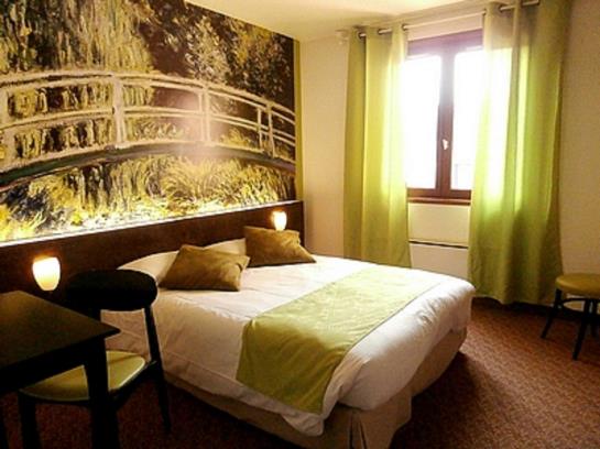 Hotel le Merle Blanc  | Digoin | Saone-et-Loire | France 9