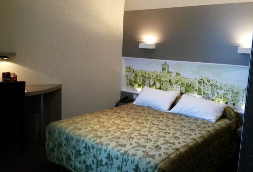 Hotel de la Cloche  | Dole | Jura | France 17