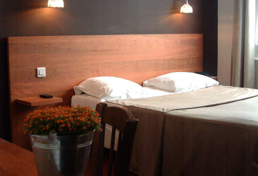 Hotel de France  | Douarnenez | Finistere | France 3