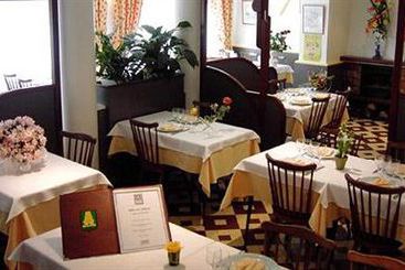 Hotel des Voyageurs  | Erdeven | Morbihan | France 3