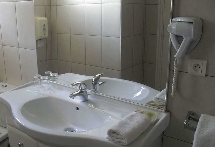 Hotel Andreinia  | Esterencuby | Pyrenees-Atlantiques | France 8