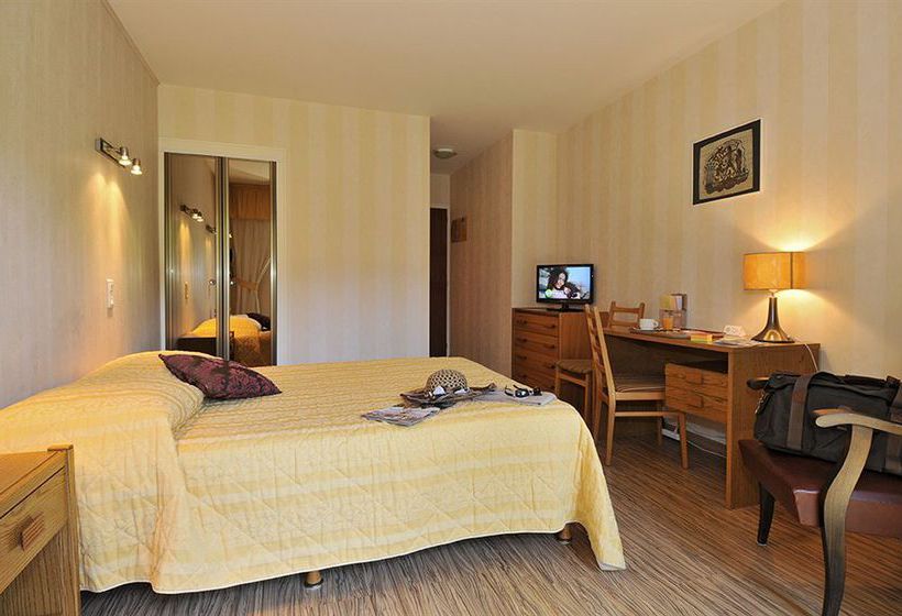 Hôtel Le Panorama  | Évian-les-Bains | Haute-Savoie | France 10