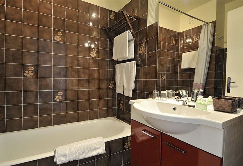 Hôtel Le Panorama  | Évian-les-Bains | Haute-Savoie | France 8