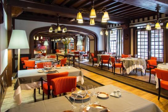 Normandy Hotel  | Evreux | Eure | France 16