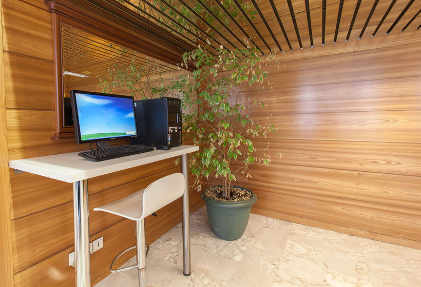 Institut Hotel  | Grenoble | Isère | France 17