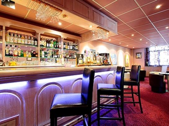 Grand Hotel des Colonnes  | Greoux les Bains | Alpes-de-Haute-Provence | France 18