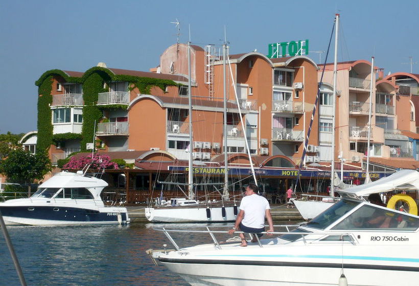 Hotel du Port  | Gruissan | Aude | France 10