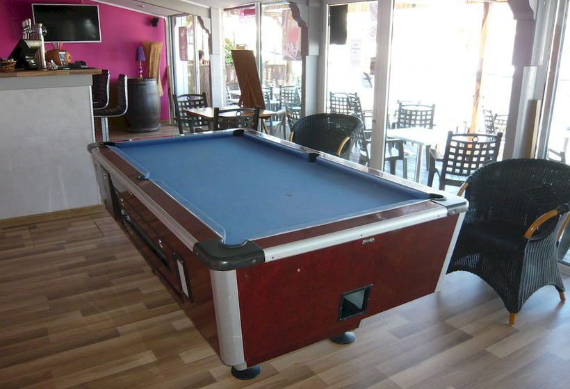 Hotel du Port  | Gruissan | Aude | France 13