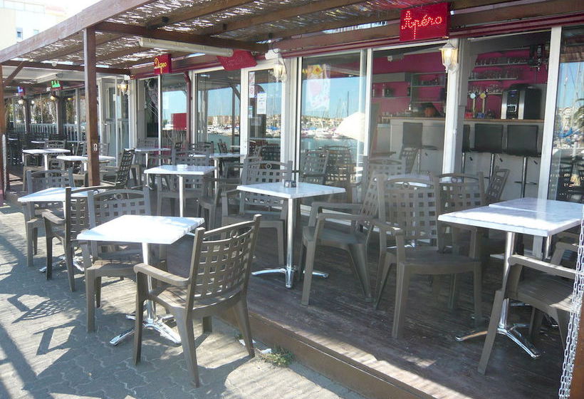 Hotel du Port  | Gruissan | Aude | France 6