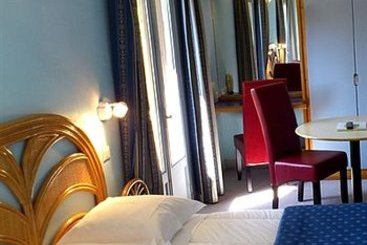 Hotel la Terrasse  | Lacapelle Marival | Lot | Francia 17