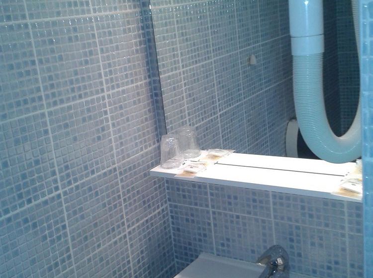 Hotel de Geneve  | Macon | Saone-et-Loire | França 1