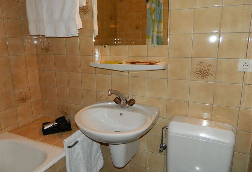 Hotel les Sapins  | Montriond | Haute-Savoie | France 2